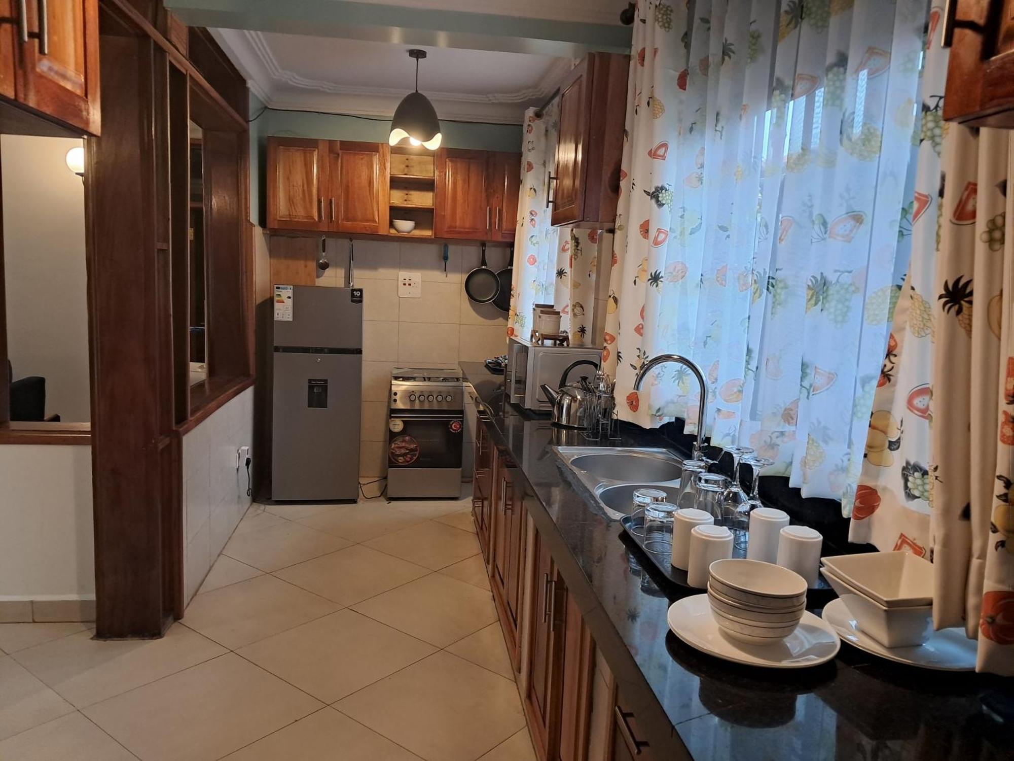 Elena & Kimberly Apartment Gulu Exterior photo